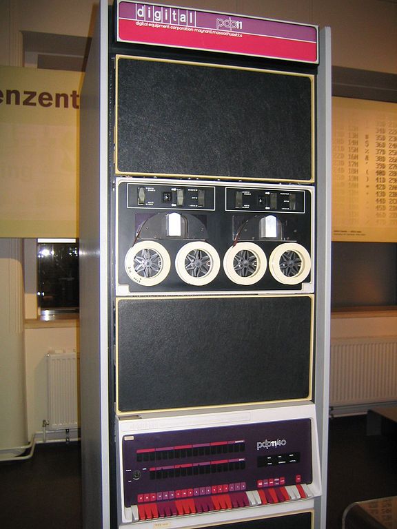 создаём крошечный компьютер PDP11